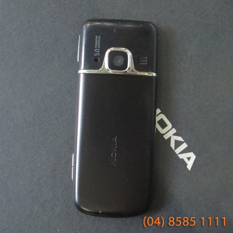 Nokia 6700 Classic Black 2