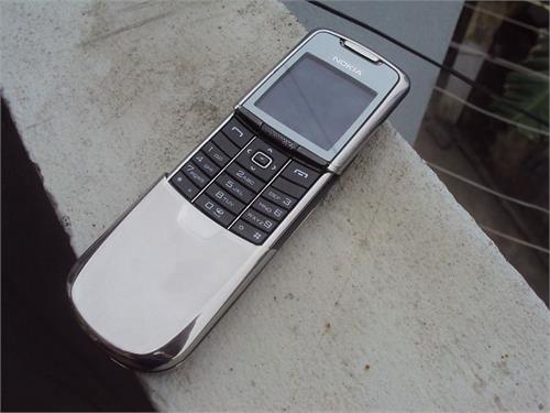 Thị trường nóng lên với Nokia 8800 nguyên bản dưới 10 triệu
